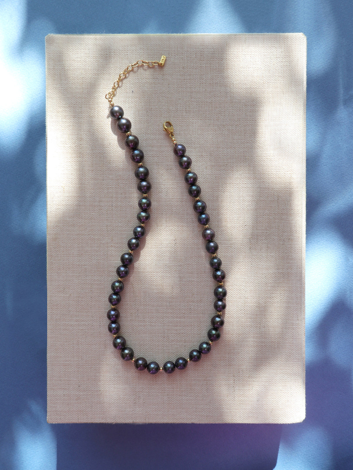 Mara Black Pearl Necklace