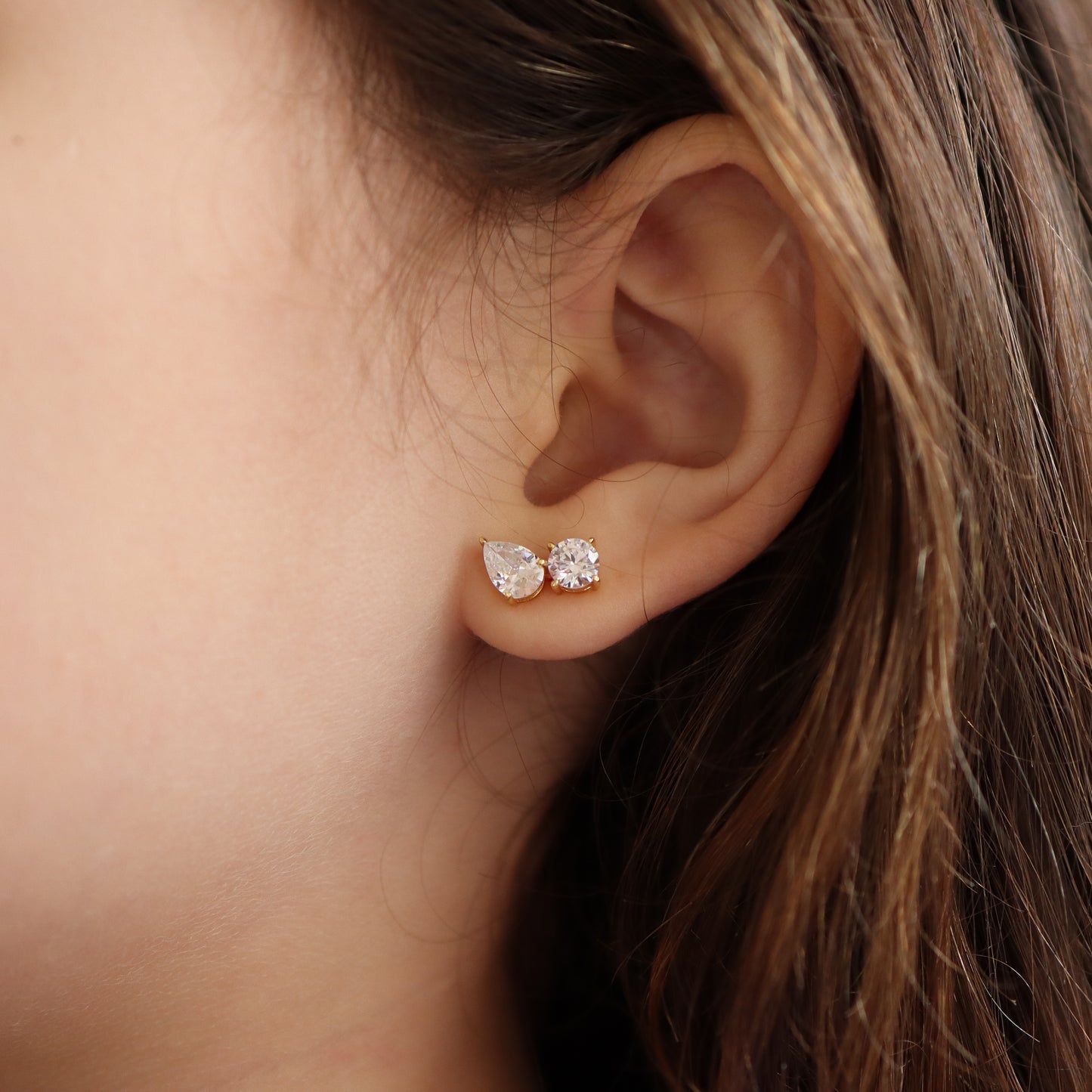 Toi Et Moi Studs