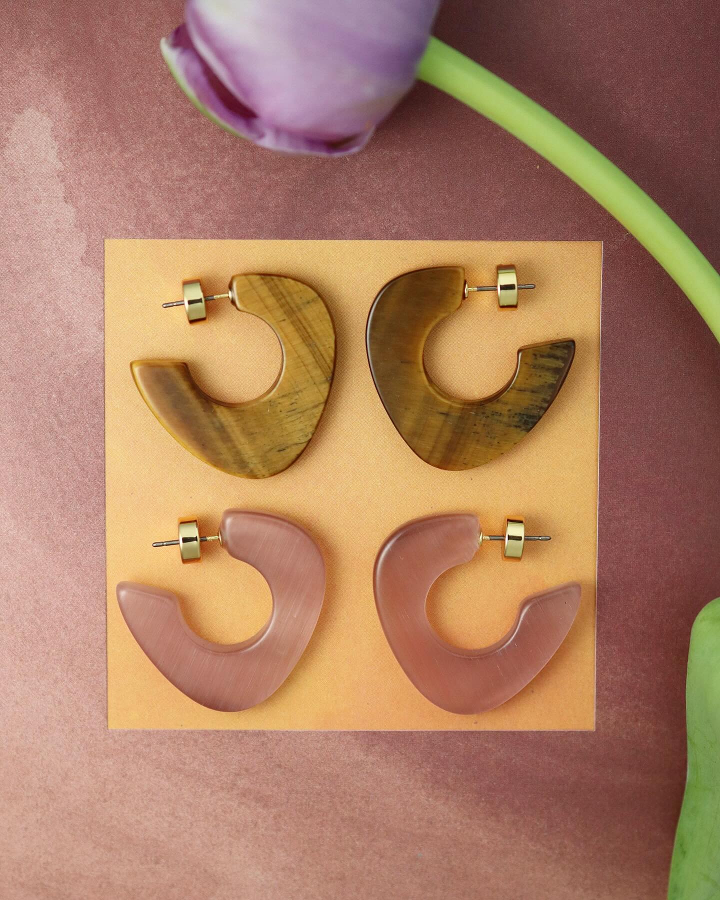 Blush Catseye Lina Hoops
