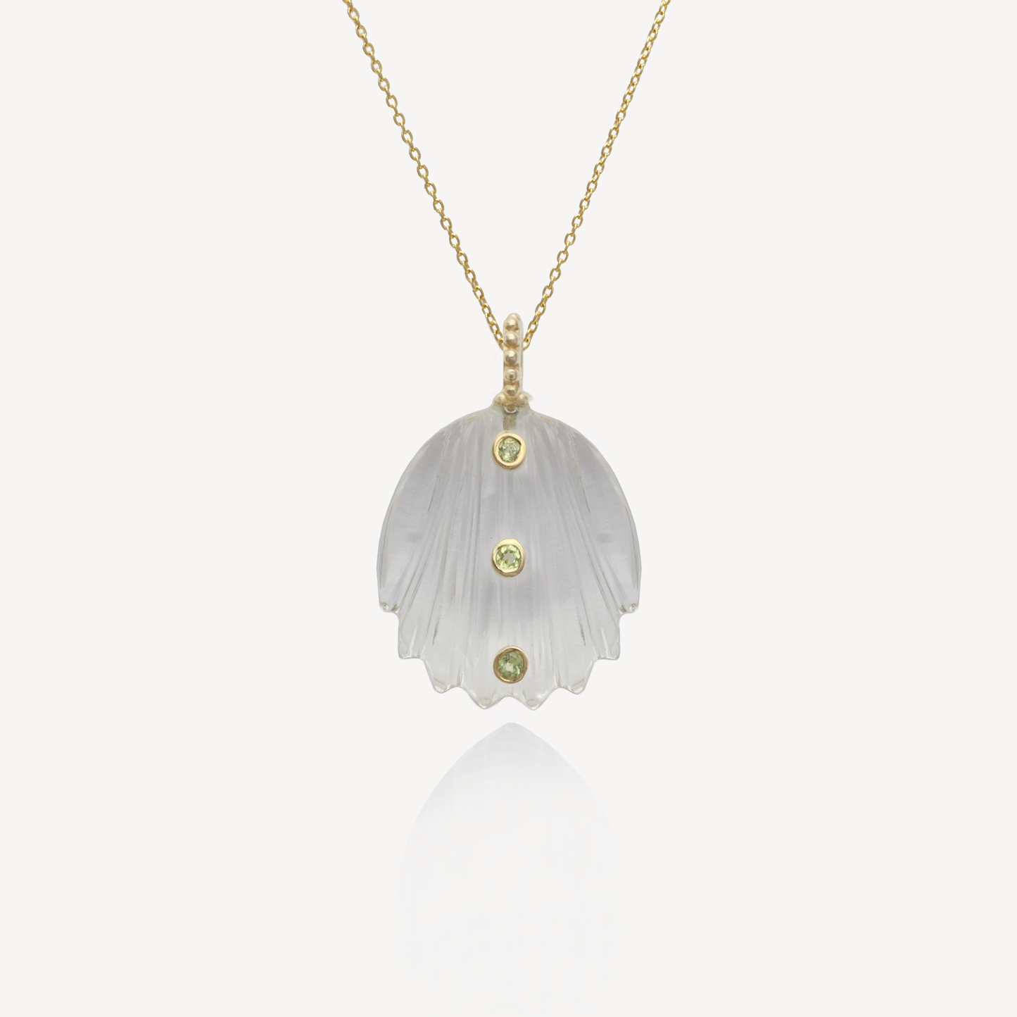 Medium Amie Ribbed Clear Quartz with Peridot Shell