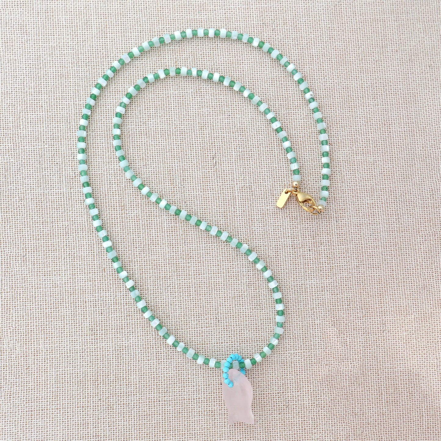 Green Palma Necklace With Rose Quartz Fish