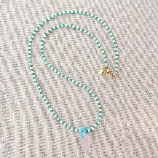 Green Palma Necklace With Rose Quartz Fish
