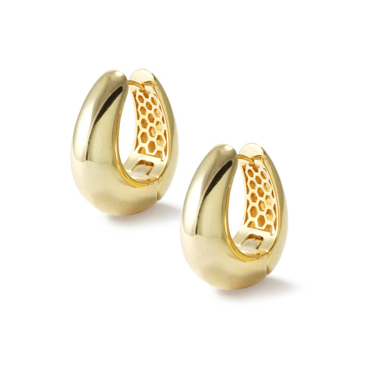 Nia Hoops