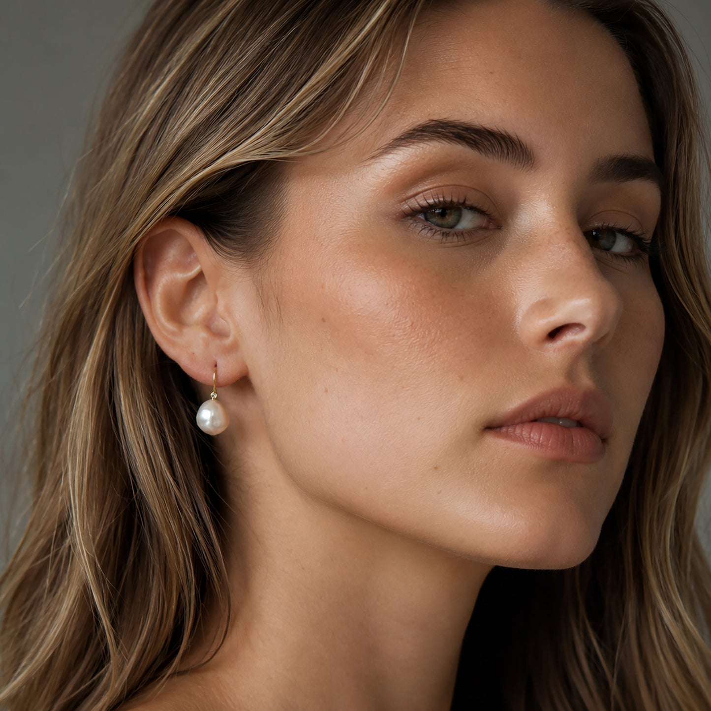 Grace Kelly Pearl Drop Earrings