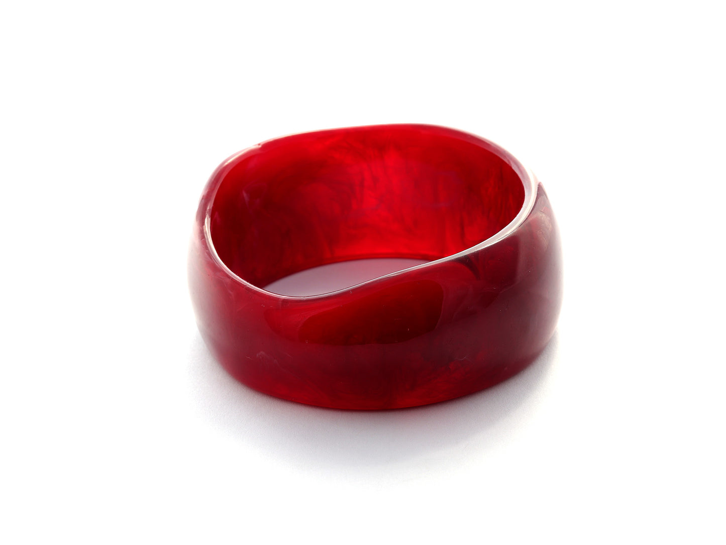 Raspberry Resin Forma Bangle